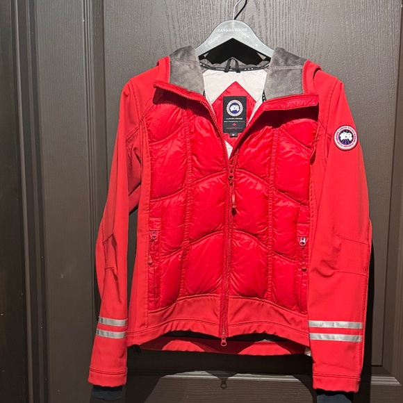 🇨🇦 Canada Goose Hybridge Jacket Small Red - Picture 1 of 16